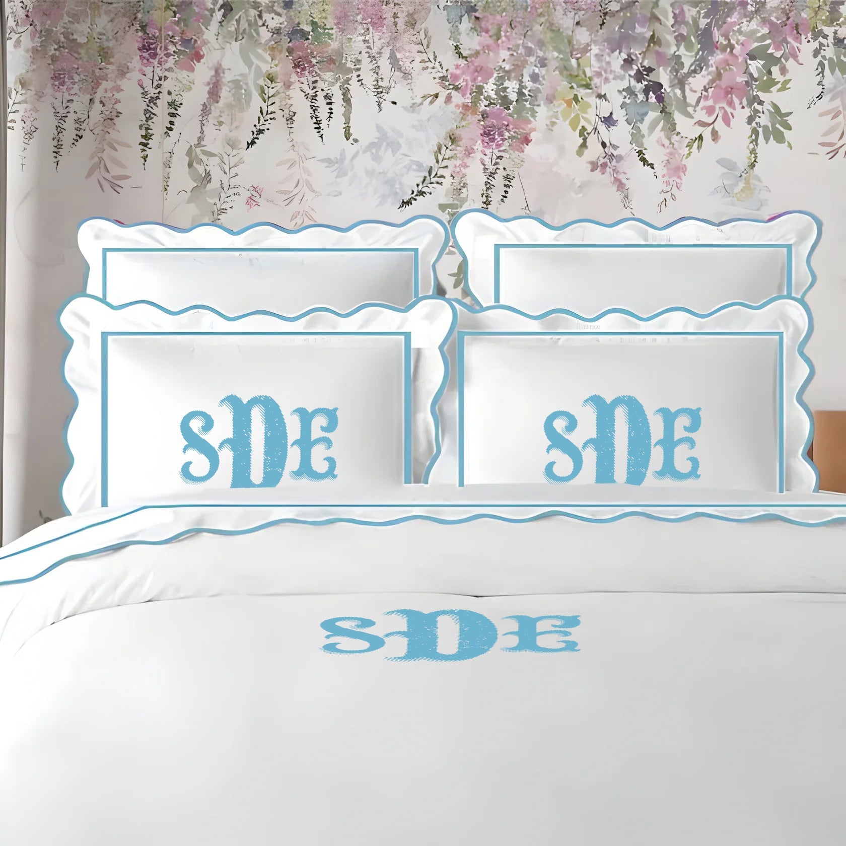 Monogram 400TC Cotton Scallop Embroidery & Border Sateen Solid Duvet Cover Set